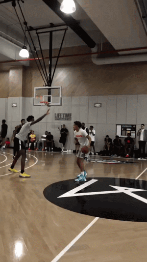 阿莱格里：赢德比是因为门将发挥的运气？门将又不能互换（阿莱格里：把德比胜利归因于门将的运气？门将可不是能互换的）