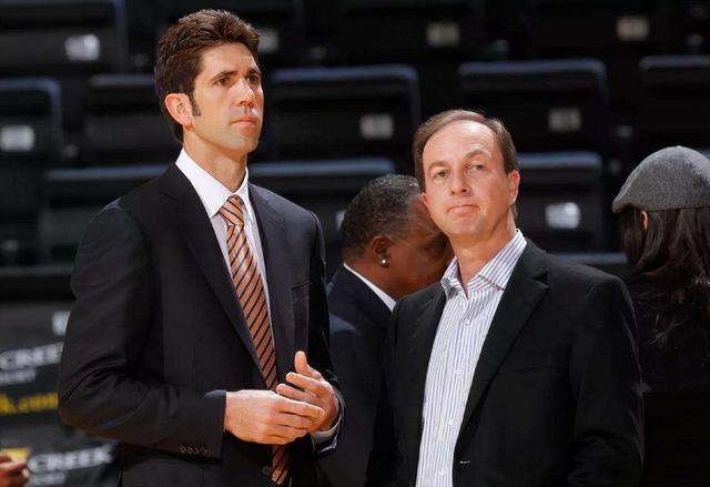 英超战报：利物浦2-1战胜曼联,（英超速递：利物浦2比1力克曼联）